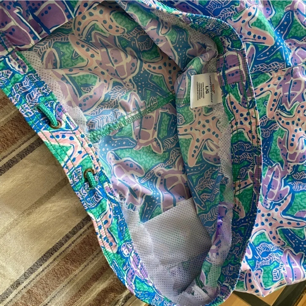 Vineyard Vines Men’s Purple Blue Turtle Print Swim Shorts Trunks Large